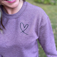 Heart Growing Mama Graphic Crew Neck Sweatshirt