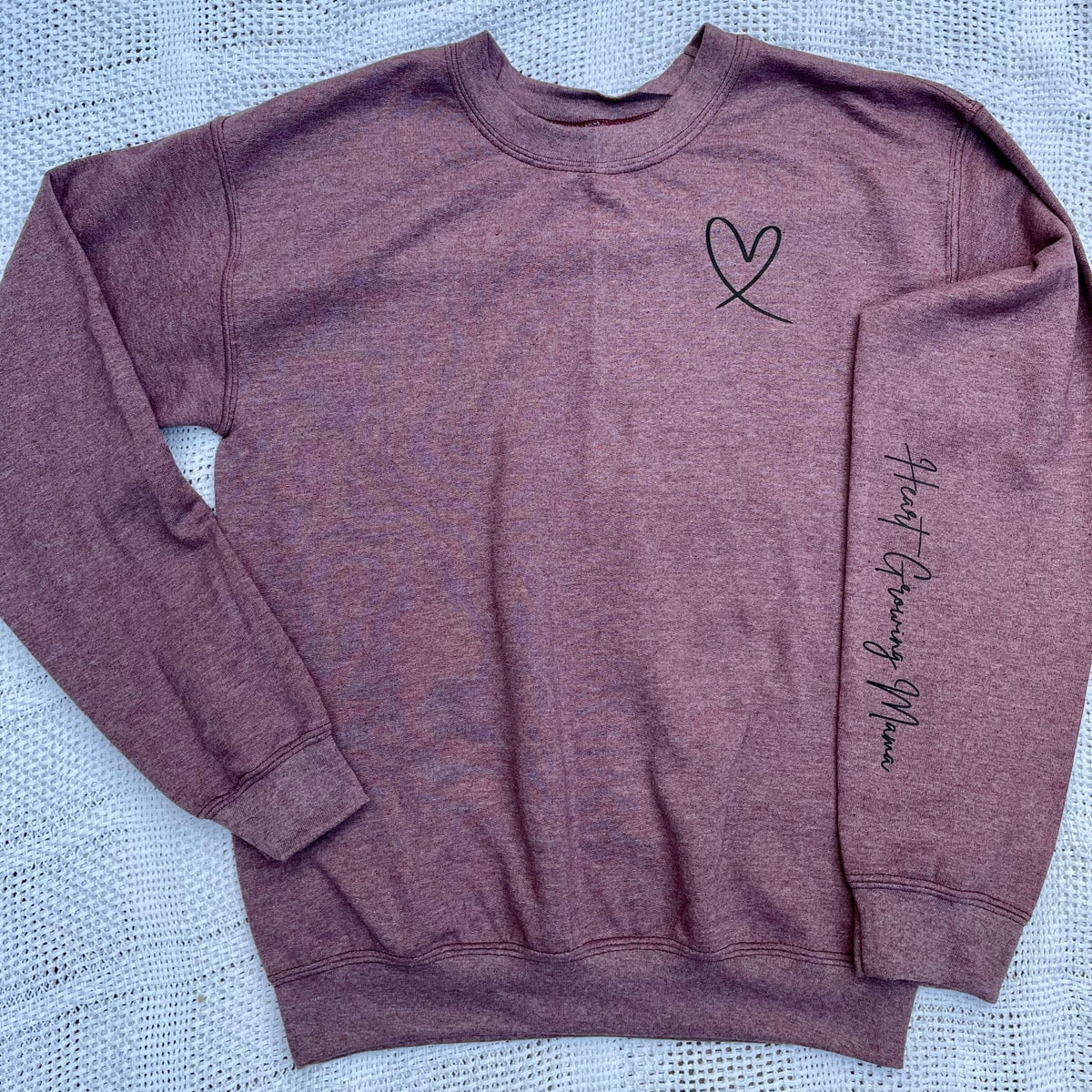 Heart Growing Mama Graphic Crew Neck Sweatshirt